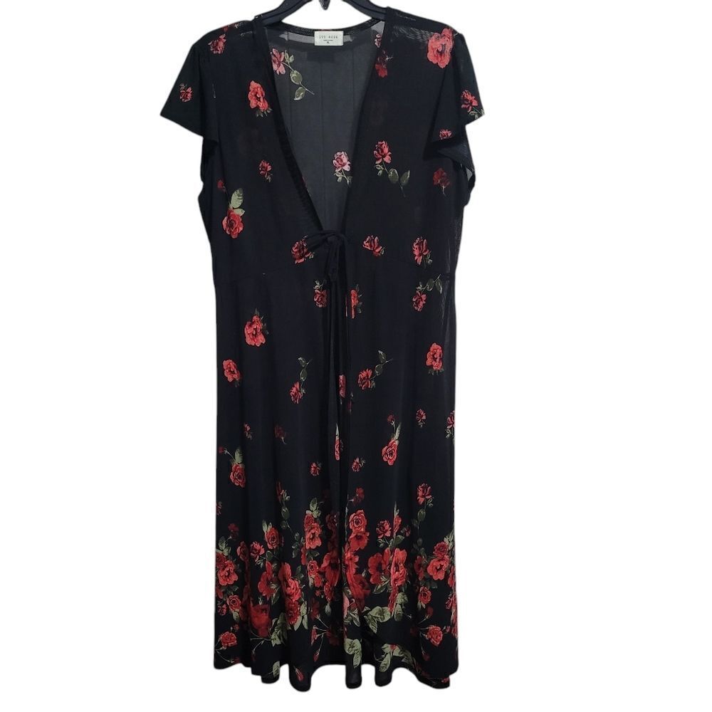 Ivy Rose rose short sleeve sheer robe